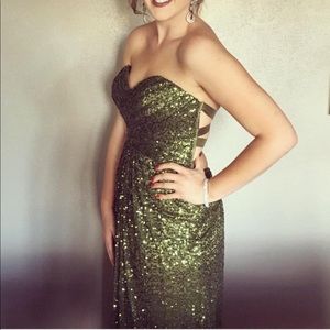 Strapless emerald green La Femme dress
